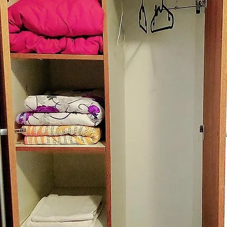 Charming 3 Sleeps 4 Guests Appartement Split